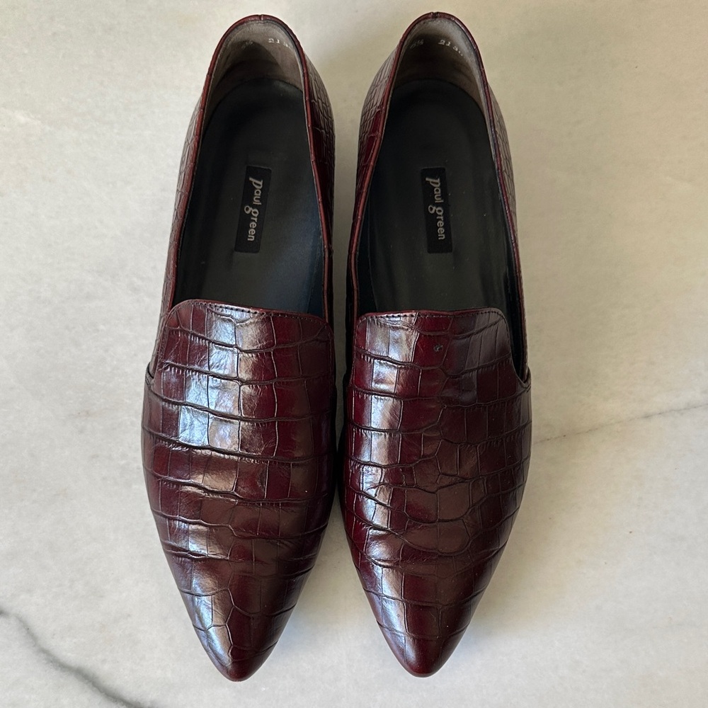 Paul Green Croc-Embossed Pointed Toe Loafers in Deep Burgundy